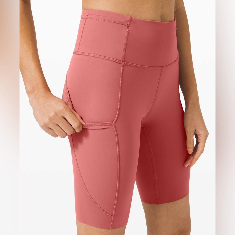 New with Tags Fast & Free Short - 10 inches